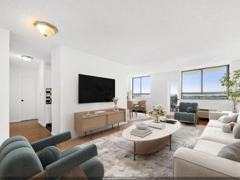 100 Manhattan Ave