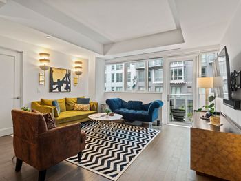 800 Avenue At Port Imperial