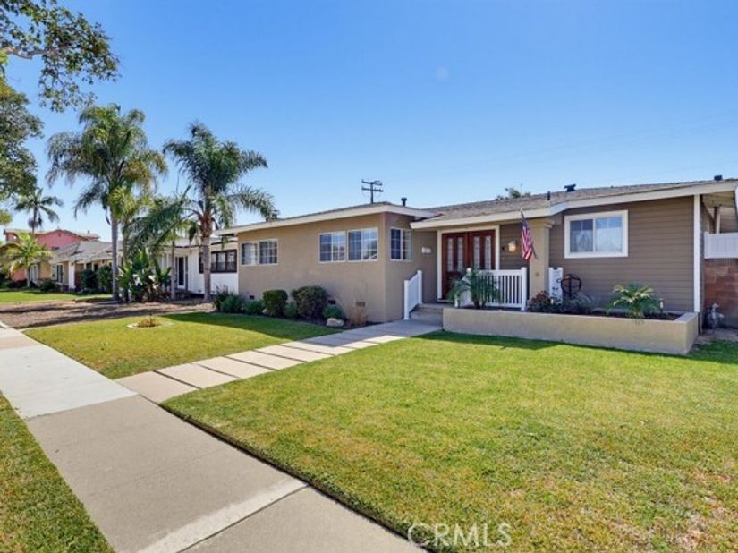 6448 E Pageantry, Long Beach CA 90808