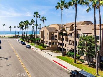 1200 Pacific Coast