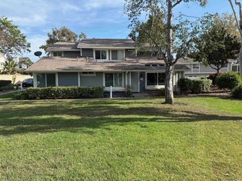 814 Shelter Cove Way
