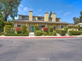 3304 Caminito Eastbluff