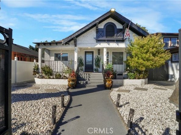 919 W 49th, Los Angeles CA 90037