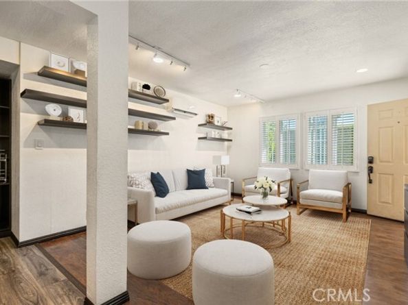 7309 Tampa, Reseda (los Angeles) CA 91335