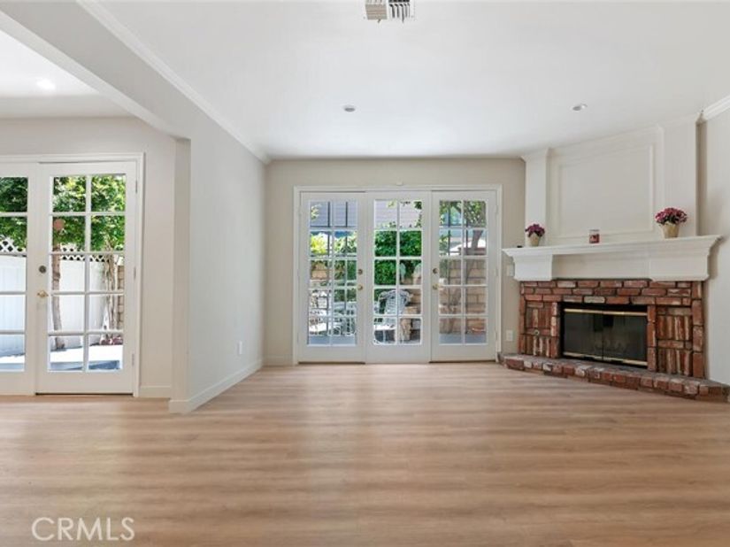 18850 Hatteras 5, Tarzana (los Angeles) CA 91356