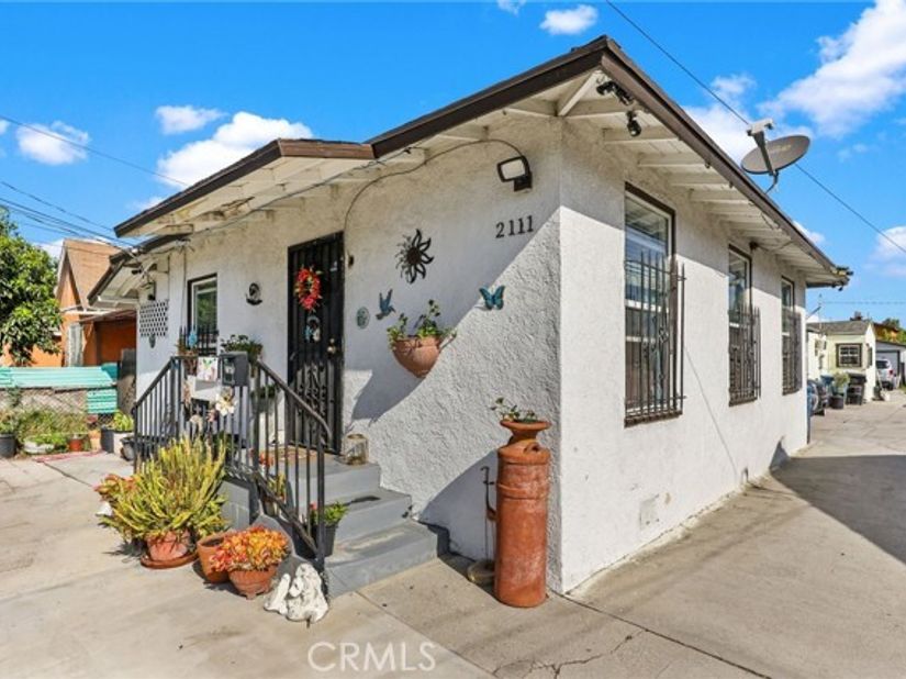 2111 E 118th Street, Los Angeles CA 90059