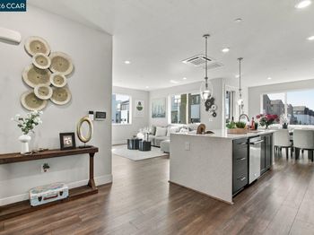 3207 Mallard Ct