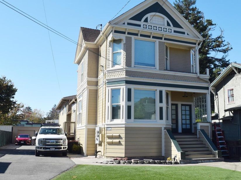 1524 Encinal Ave, Alameda CA 94501