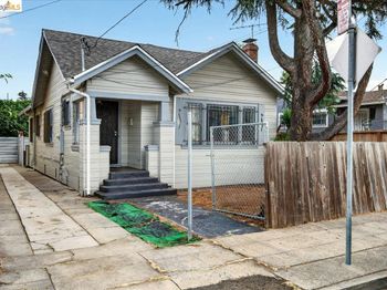 2333 81St Ave