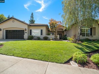 110 Forest Hill Dr