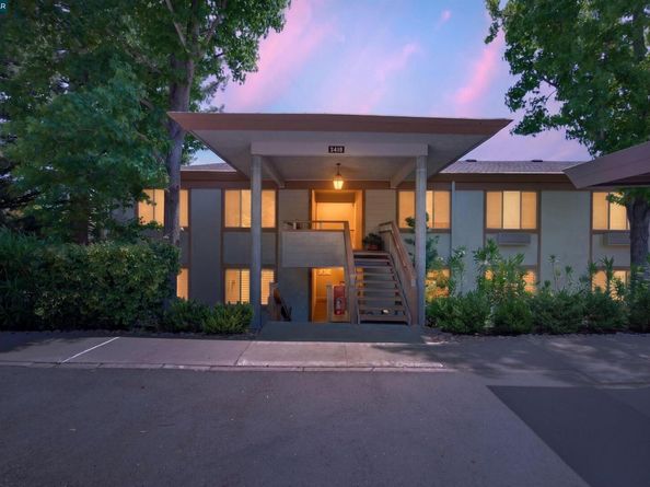 3410 Tice Creek Dr 2, Walnut Creek CA 94595