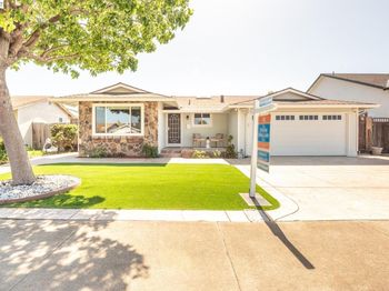 32432 Deborah Dr