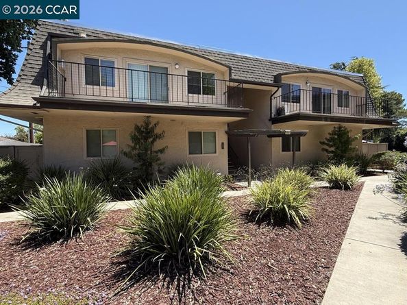 1091 Mohr Lane C, Concord CA 94518