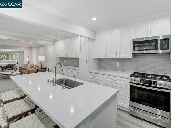 1124 Singingwood Ct 5, Walnut Creek CA 94595