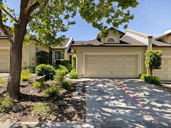 467 Beacon Ridge Ln, Walnut Creek CA 94597