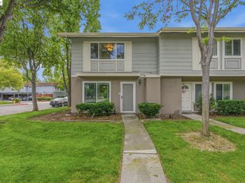 4609 Ithaca Way