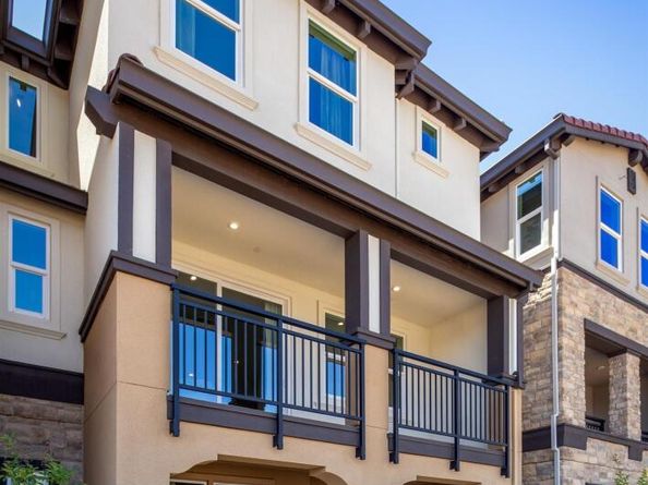 909 More Lane 1303, Morgan Hill CA 95037