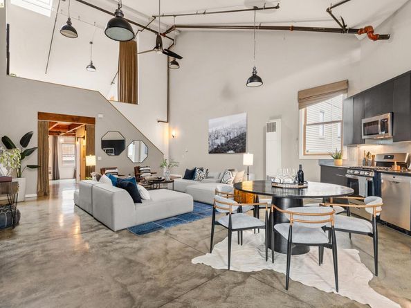 2875 Glascock St 209, Oakland CA 94601