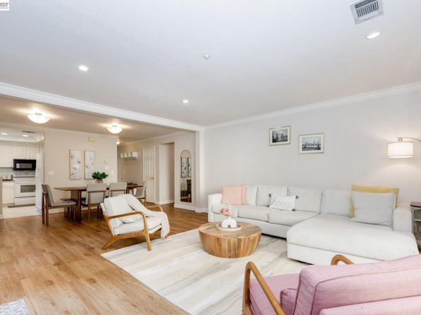 2627 Oak Rd A, Walnut Creek CA 94597