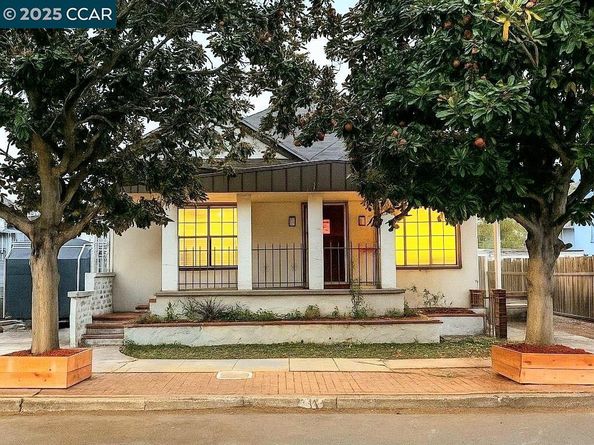 1716 Estudillo St, Martinez CA 94553