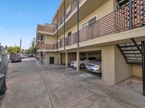 3227 Prentiss, Oakland CA 94601