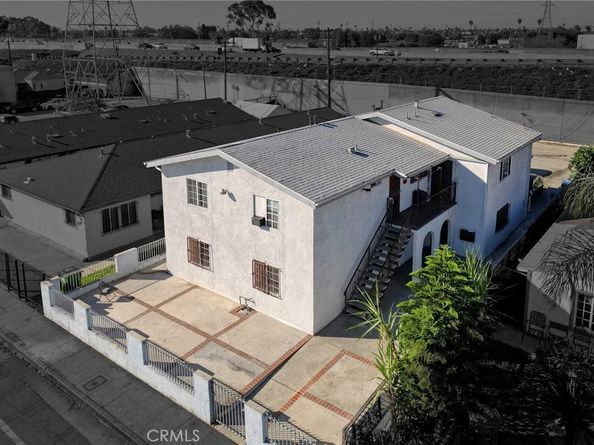 9715 S Broadway, Los Angeles CA 90003