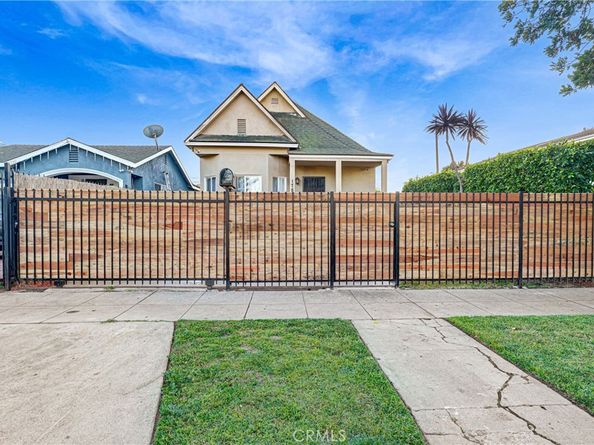 1782 w 36th pl, Los Angeles CA 90018