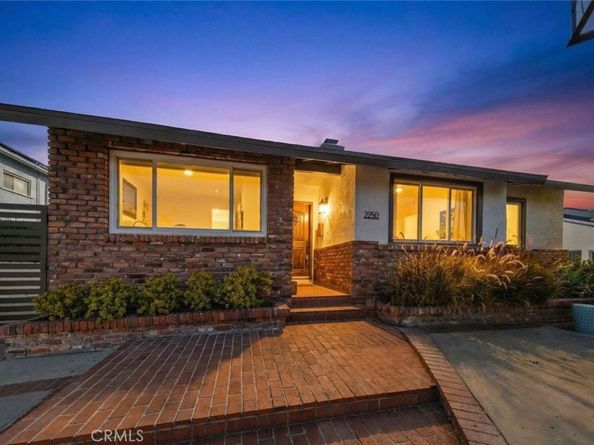 2950 N Lincoln Street, Burbank CA 91504