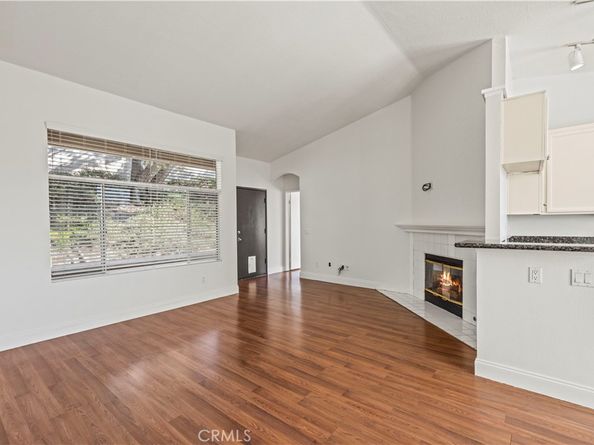 19431 Rue De Valore 44B, Lake Forest CA 92610