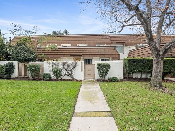 10140 Larwin Avenue 3, Chatsworth CA 91311