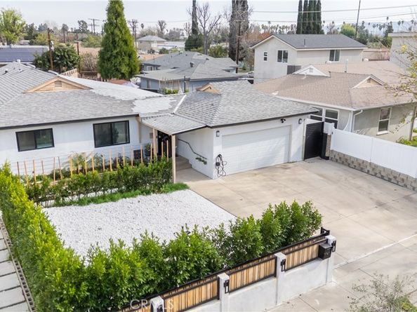 7410 Cozycroft Avenue, Winnetka CA 91306