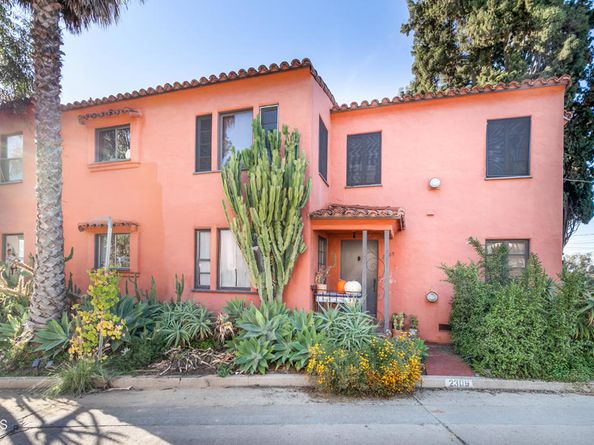 2309 Vista Gordo Drive, Los Angeles CA 90026