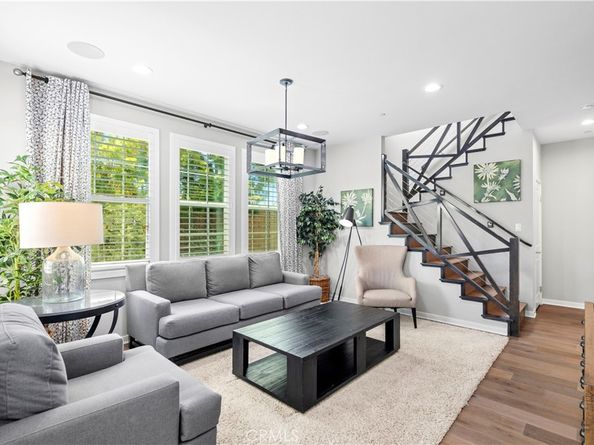 419 Aura Drive, Costa Mesa CA 92626