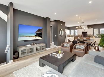 1810 W Bushell Street