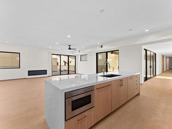 2672 Roosevelt Street