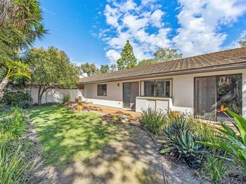 16902 Via De Santa Fe