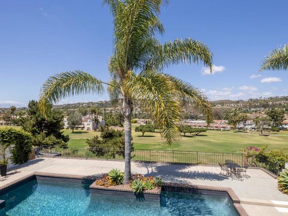 2738 La Costa Avenue, Carlsbad CA 92009