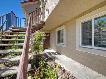 407 Sea Cliff Way