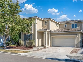 3244 E Yellowstone Dr