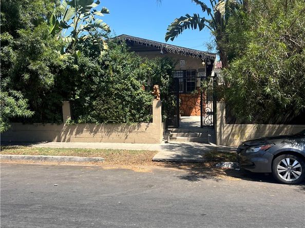 2928 budlong Avenue, Los Angeles CA 90007