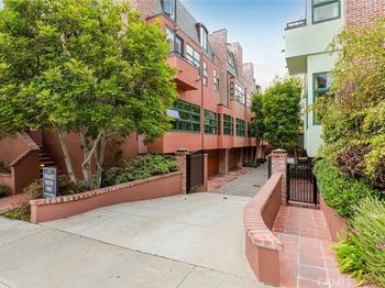 2323 S Beverly Glen Boulevard