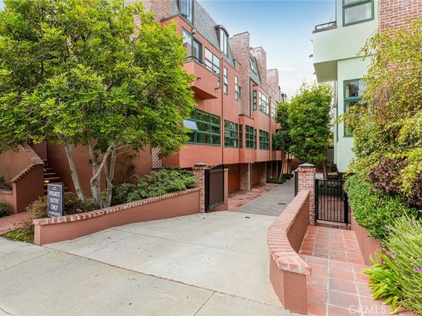 2323 S Beverly Glen Boulevard 9, Los Angeles CA 90064