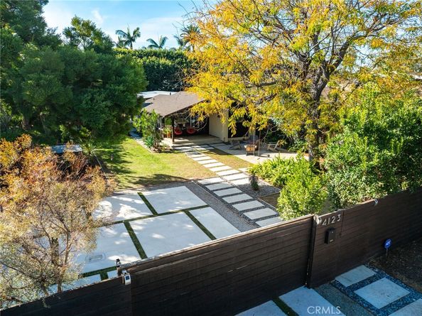 4123 North Virginia Road, Long Beach CA 90807