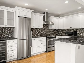 6004 Bixby Village Drive