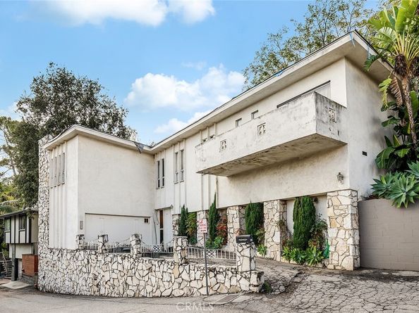 2434 Sundown, Los Angeles CA 90065