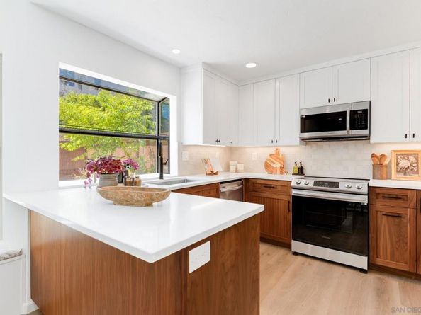 721 Summersong Ln, Encinitas CA 92024