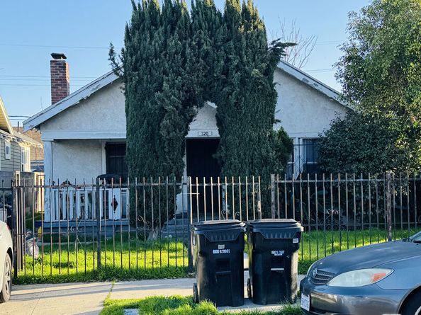 620 W 42nd Place, Los Angeles CA 90037