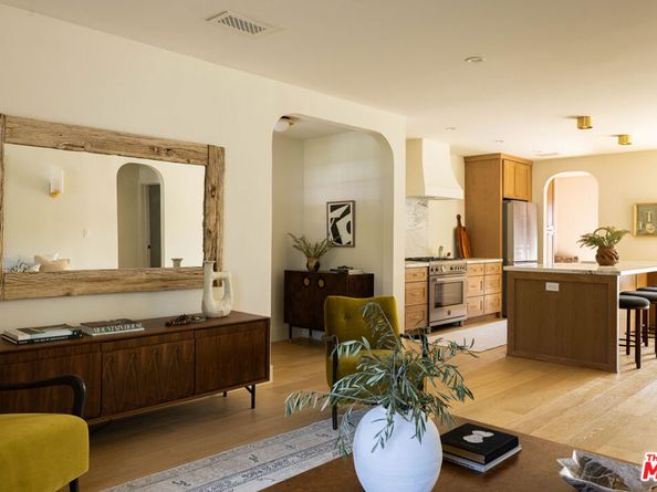 328 W Hillsdale Street, Los Angeles CA 90302