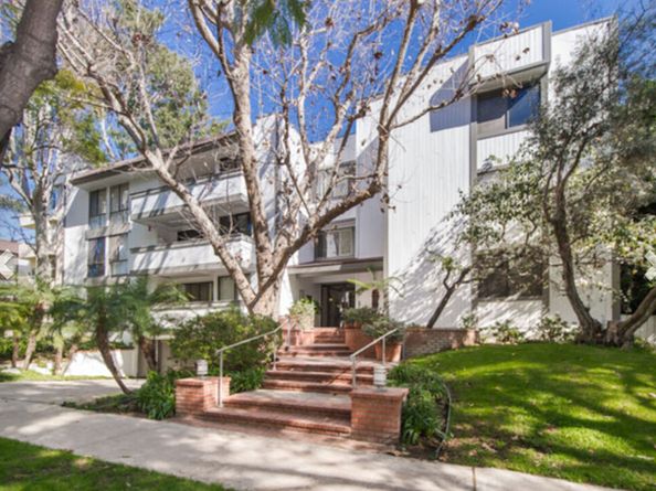 406 N Oakhurst Drive 204, Beverly Hills CA 90210