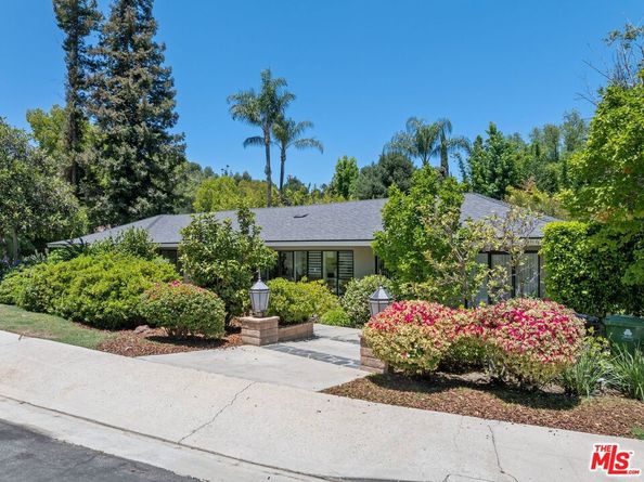4642 Cerrillos Drive, Woodland Hills CA 91364